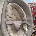 كرسي هزاز للاطفال NUNA