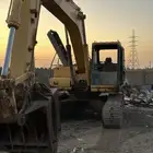ابوكلين كوماتسو 2001 للإجار او البيع