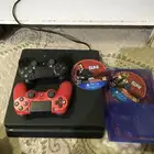 سوني 4 نضيف جدا استعمال عندي لها يمكن شهرين ومعها يدين ريدي