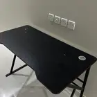 طاولة سوني نظيفة   الخرج