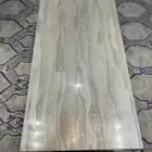 طاولة رخام جديدة