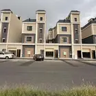 للبيع شقق ارضيه ببايكة سيارة وشقق علويه بمصعد ف درة الموسي