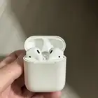 سماعات ايربودز الجيل الثاني