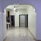 شقة للإيجار دور ثالث 4 غرف وصالة حي السعادة كهرباء مستقل