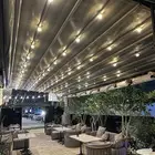 مظلة متحركة كهربائية بحالة ممتازة