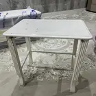 مكتبة وطاولات للبيع