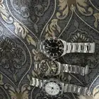 ثلاث ساعات اصليه ماركه معها كرتونها ب 1050