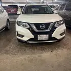 للبيع نيسان اكستريل 2022دبل 5مقاعد