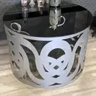 مكتب وطاولات محل حلويات