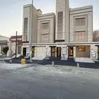 للبيع شقق علويه بسطح خاص بموقع مميز بحي الراقي ع برحه مسجد