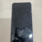 شغال وما يشكي من شي الجوال بس ناسي رمز السري ببيعه ب300