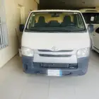 تويوتا باص بضاعه بنزين 2015