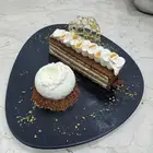 شيف حلويات يبحث عن عمل جزئي