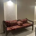 كراسي حديد جلسات خارجيه نظيفه عدد 3 كبير