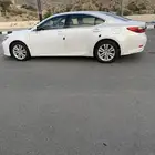 لكزس اي اس 2013