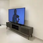 طاولة تلفزيون