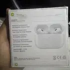 سماعه ايربود برو الأصليه