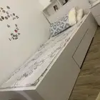 سرير من هوم بوكس جديد مره