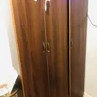 دولاب 3ابواب قسم علاقي وقسم ارفف