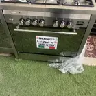 للبيع اثنين افران جليم غاز ايطاليه نظيفه جدا وثلاجه سانيو