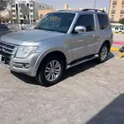 جيب باجيرو ربع 2018 GLS - مكينه كبيره 3.8
