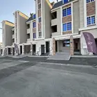 للبيع دور أرضي بمداخل خاصة وحوش بحي المعارض بسعر 570 الف