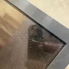 تلفزيون ال جي شاشة مكسوره السعر50قابل للتفاوض