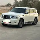 للبيع جيب نيسان بلاتينيوم 2012
