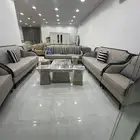 كنبات جاهزه عليها. عروض.