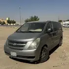 للإجار باص فان H1 2013