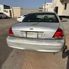 للبيع فورد فكتوريا