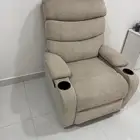 للبيع كنب هزاز وغسالة صغيرة