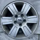 يوجد لدي جنط اكسبلور الكمية واحد نظيف