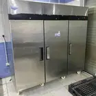 ثلاجه استيل مكيف طبليات