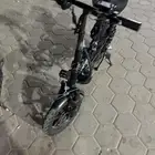 اسكوتر نضيف جدا بس الكاشف مكسور