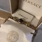 ساعة فرزاتشي Versace