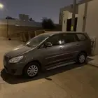 تويوتا انوفا موديل 2015 للبيع
