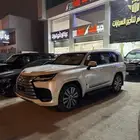 جيب لكزس للايجار مكتب تأجير سيارات