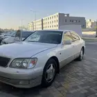 لكزس 1990