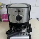 مكينة قهوه نظيفه ما عرفت استخدمها تركتها للبيع