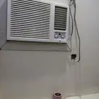 مكيف شغال نظيف