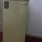 ثلاجه نظيفه يبرد مره في كسر بسيط ما يضر للبيع ب 150