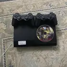 سوني ثلاثة