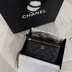 شنطة شانيل اصليه من هدايا العملاء