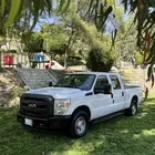 للبيع F350 موديل 2013 عداد100 الف كم