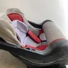 كرسي أطفال سياره