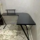 كرسي قيمنق و طاولة قيمنق على شكل ( L ) للبيع