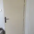 9 أبواب خشب