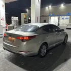 للبيع كيا ابتما 2011