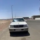 جيب لاندكروزر 2001 مع لوحه مميزه